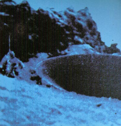 ufo9.jpg (155888 bytes)
